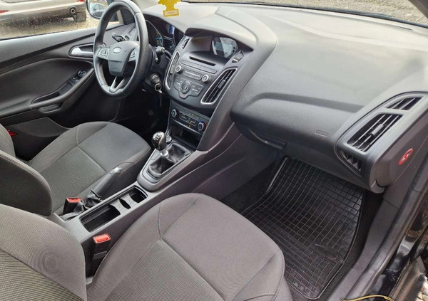 Ford Focus cena 31900 przebieg: 174457, rok produkcji 2016 z Słupca małe 497